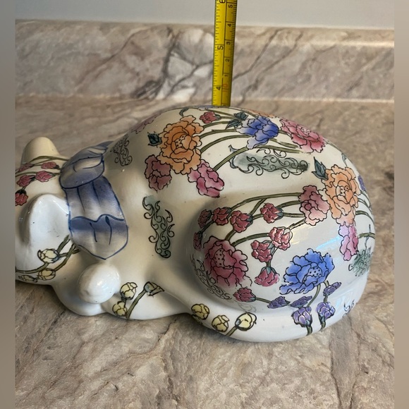 Vintage WBI Chinese Floral Ceramic Figurine Hand-Painted Sleeping Cat Oriental - Picture 7 of 10